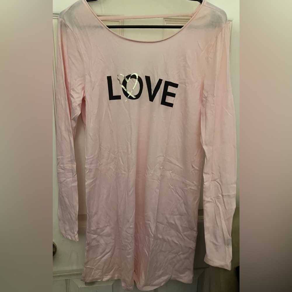 Victoria’s Secret LOVE Sleep Shirt Nightgown Dress Pink Small NWT